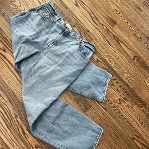 The 90s straight ultra high rise Abercrombie jeans